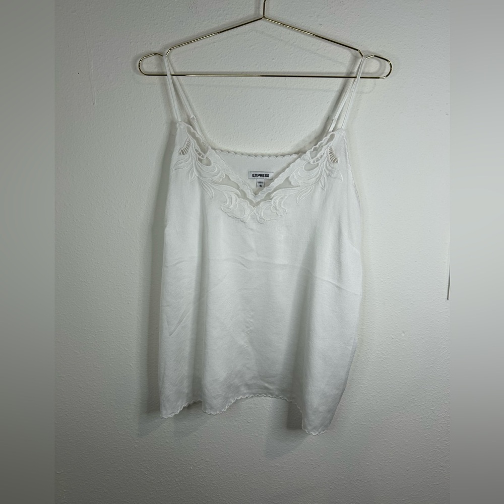 Express White Embroidered Camisole Top | V-Neck Lace Trim Tank Size XL